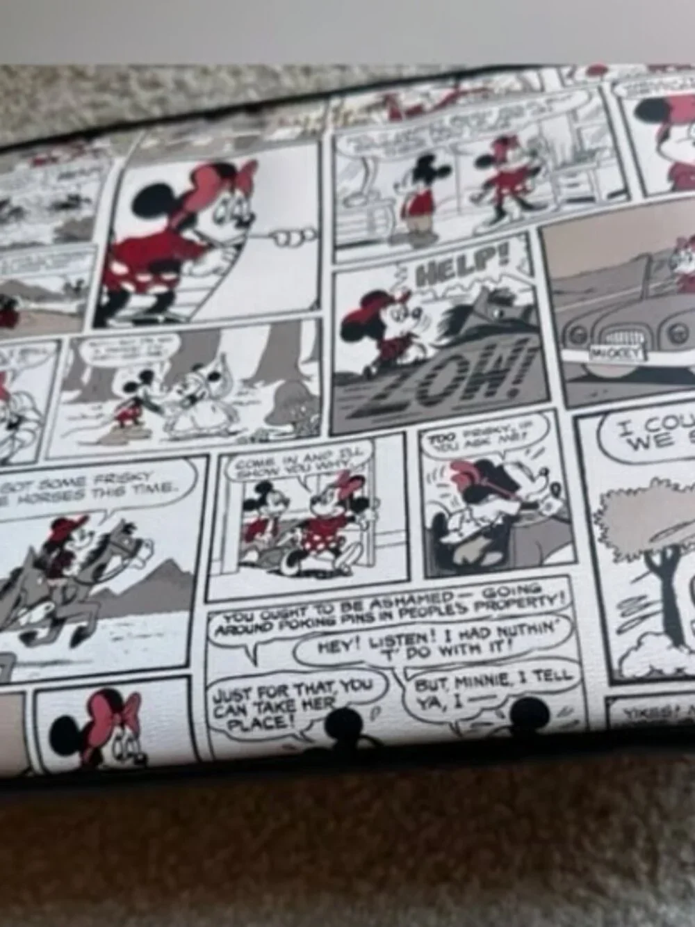 Kate Spade x Disney Minnie Mouse Cosmic Strip Universal 15 inch Laptop Sleeve